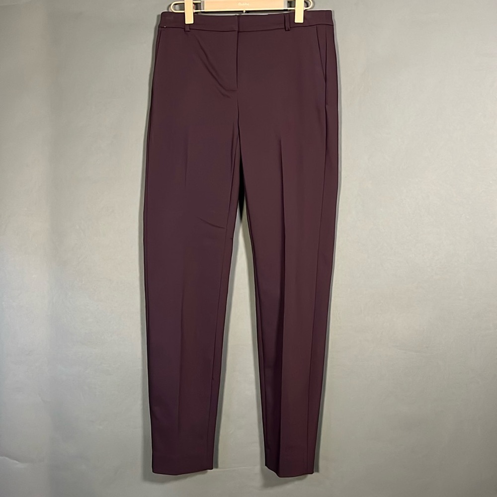 RW&Co. Women’s slim dress pants, size 0 plum colour, new with tags.